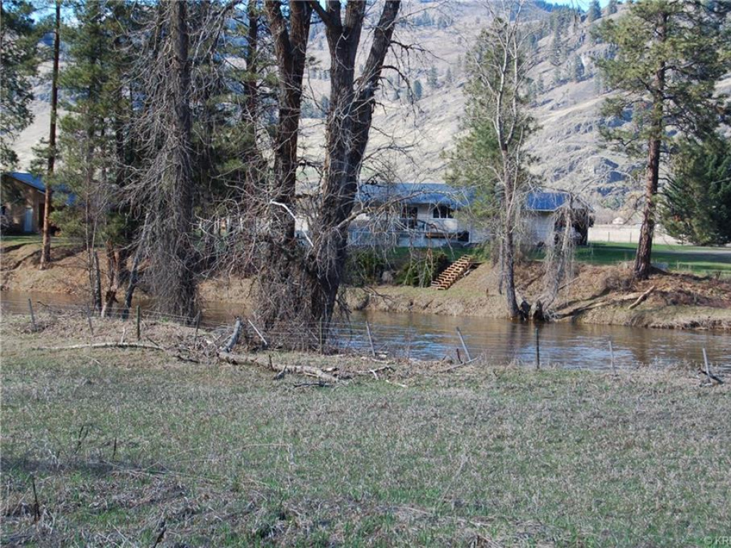 Sub Lot A Central Ave, Midway BC, V0H 1M0 Discover Border Country Realty